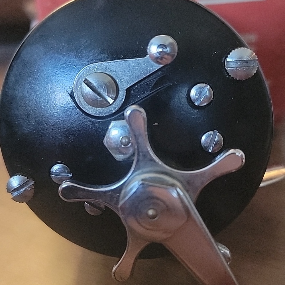 Penn Reel - Picture 5 of 13